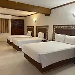 Suites Cancun Center
